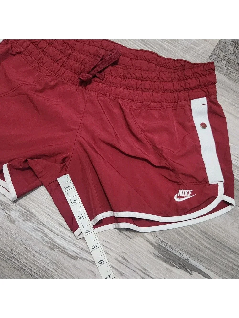 Vtg Nike Shorts Womens Medium Red Embroidered Logo Dolphin Hem Track  Low 2000s